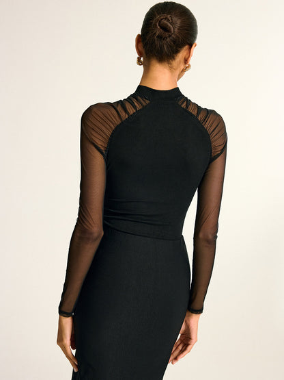 CÉRÉ™ – refined mystique, a glamorous accessory.